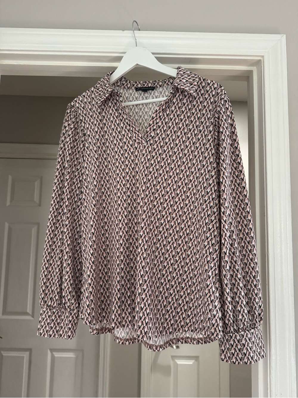 Womenβs Collared Shirt
